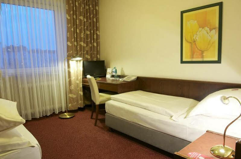 Hotel Central Hamburg Exterior photo
